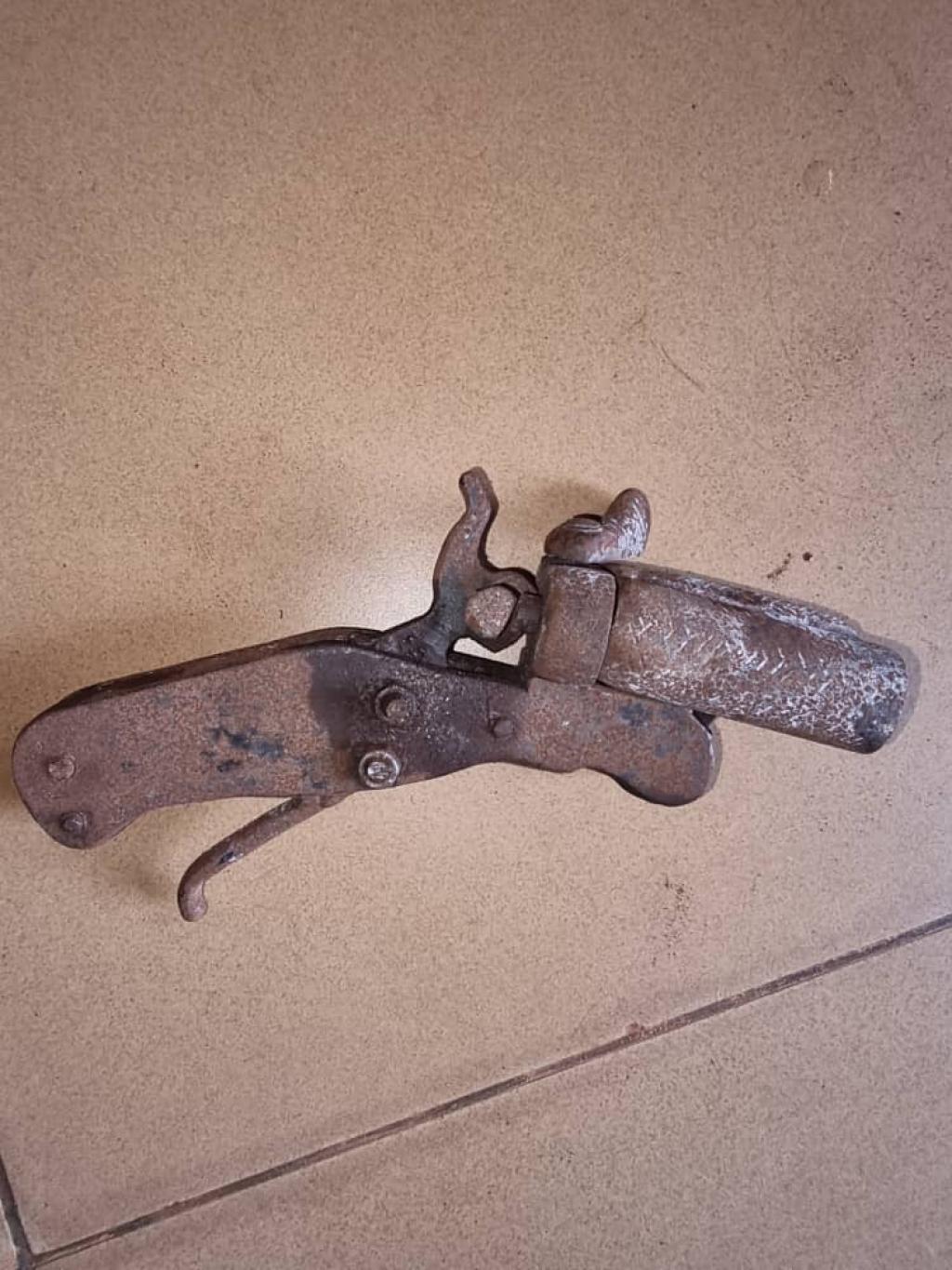Police Recover Firearm From Suspected Cultists In Enugu