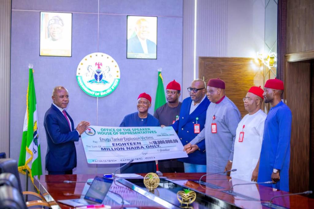 House of Reps Presents N18m Cheque to Victims of Enugu Tanker Explosion