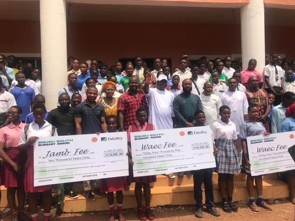 Enugu South Council Boss Pays WAEC, JAMB Fees For 300 Students