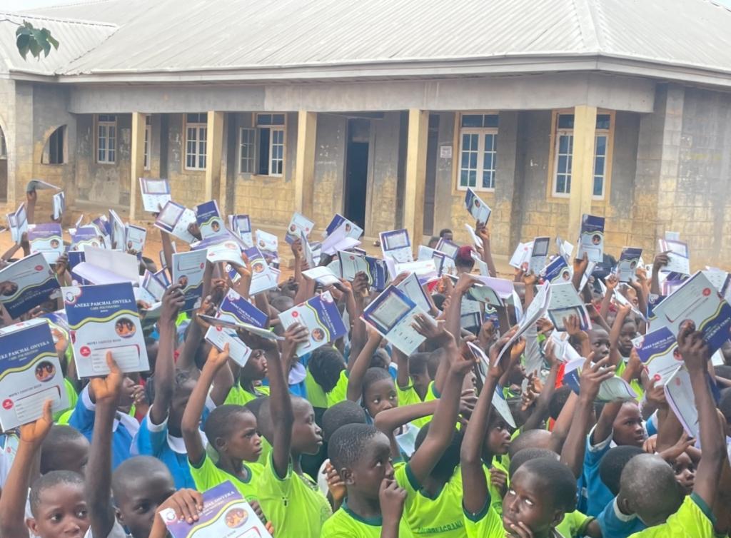 Aneke Foundation Donates Exercise Books To Over 900 Pupils In Enugu Schools