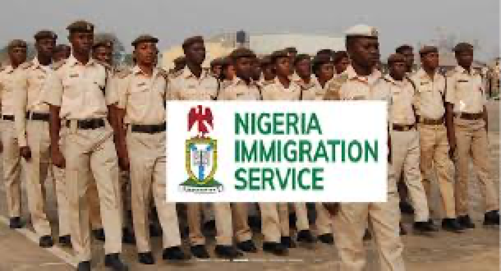 NIS hands over suspect wanted in Enugu to police in Lagos