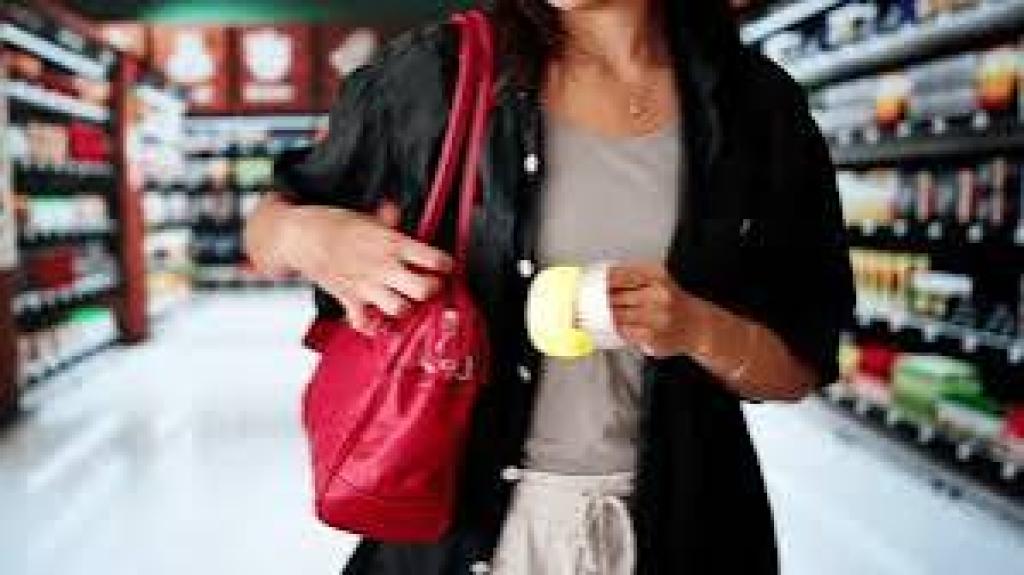 Sales girl arraigned for allegedly stealing vegetable oil worth N6.3m