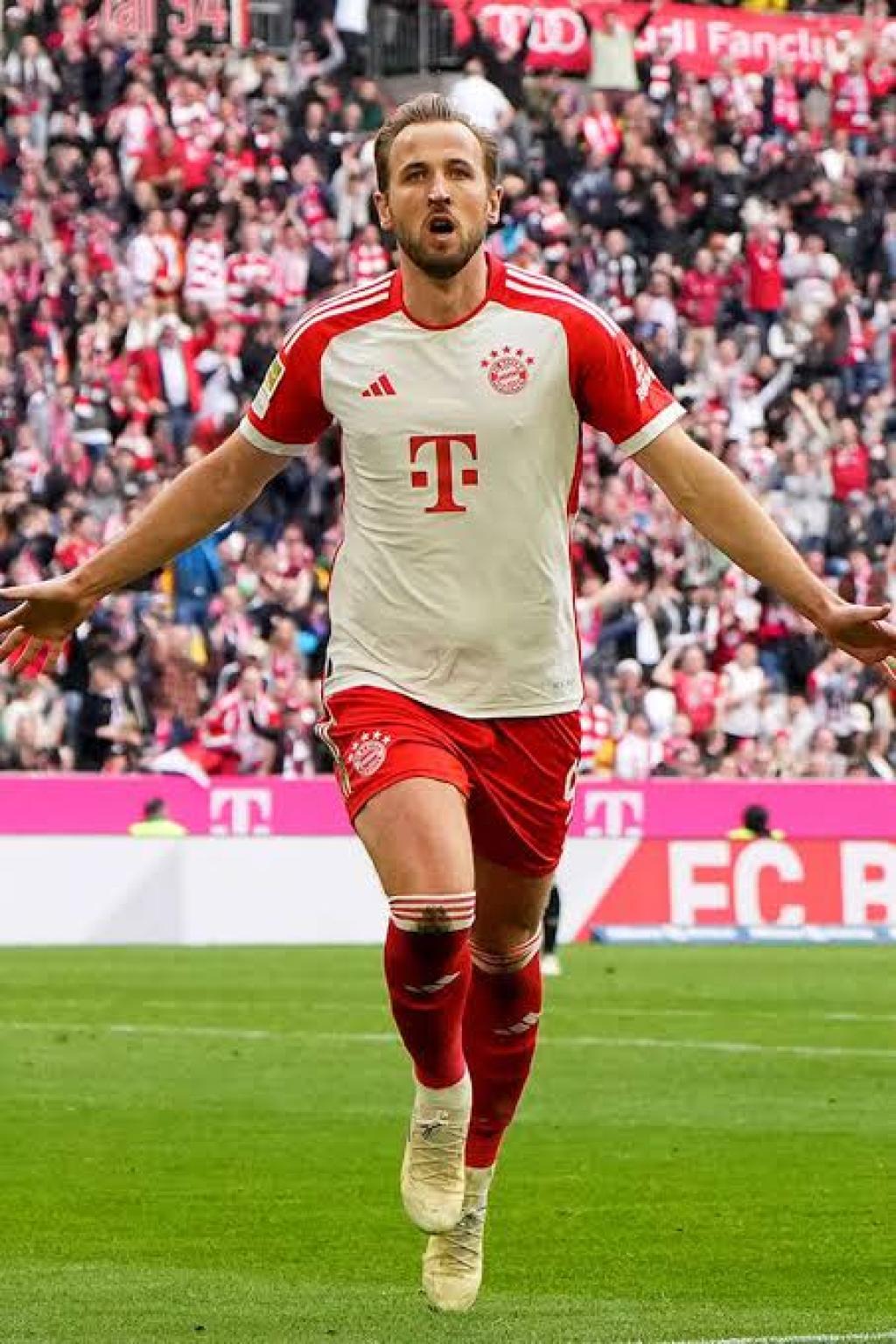 Kane misses penalty but nets late winner in Bayern cup win