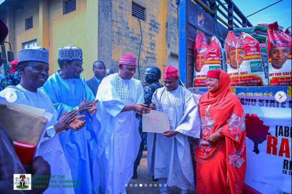 Yusuf distribution of 54,600 bags of  Ramadan rice