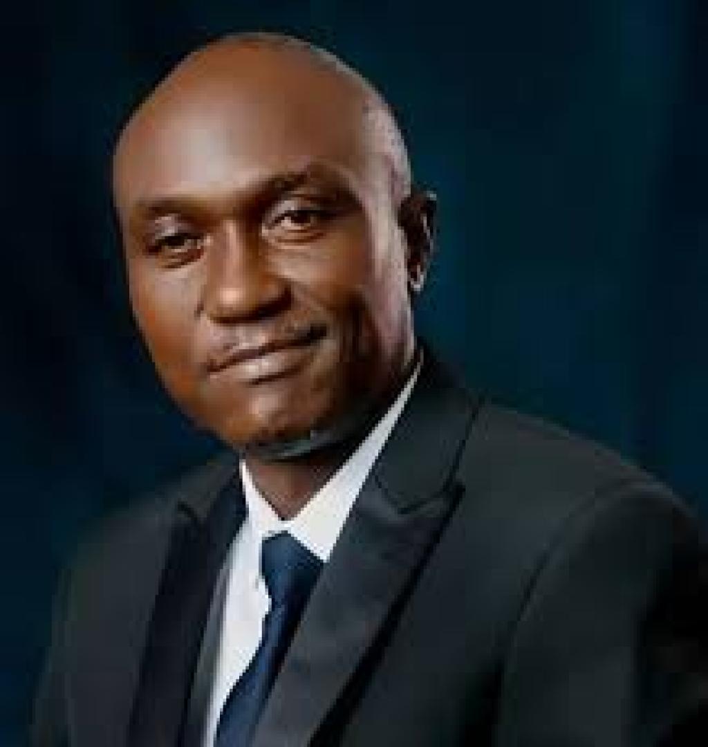Lawmaker offers interest-free loans to traders in Lagos